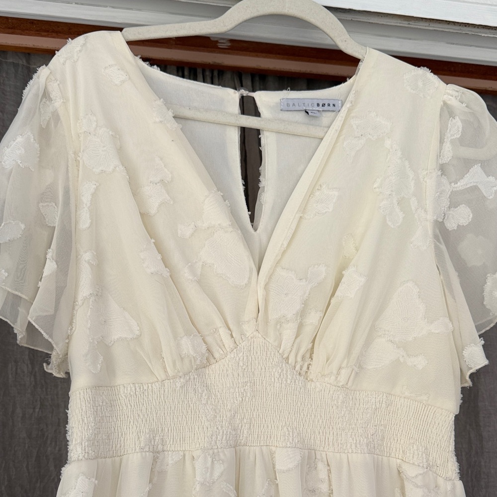 Baltic Born Ivory Lace Maxi Dress with Flutter Sleeves - Picture 3 of 3